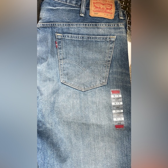 Brand new Levi’s 569 size W38 L32 - Picture 1 of 3